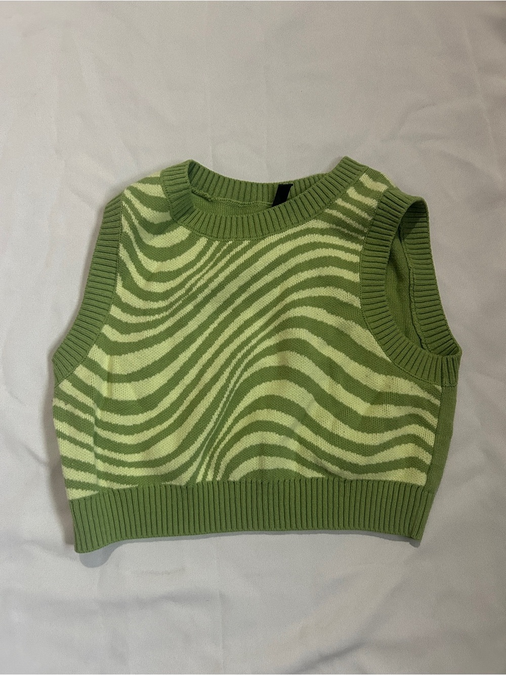H&M Green Zebra-Pattern Knit Vest